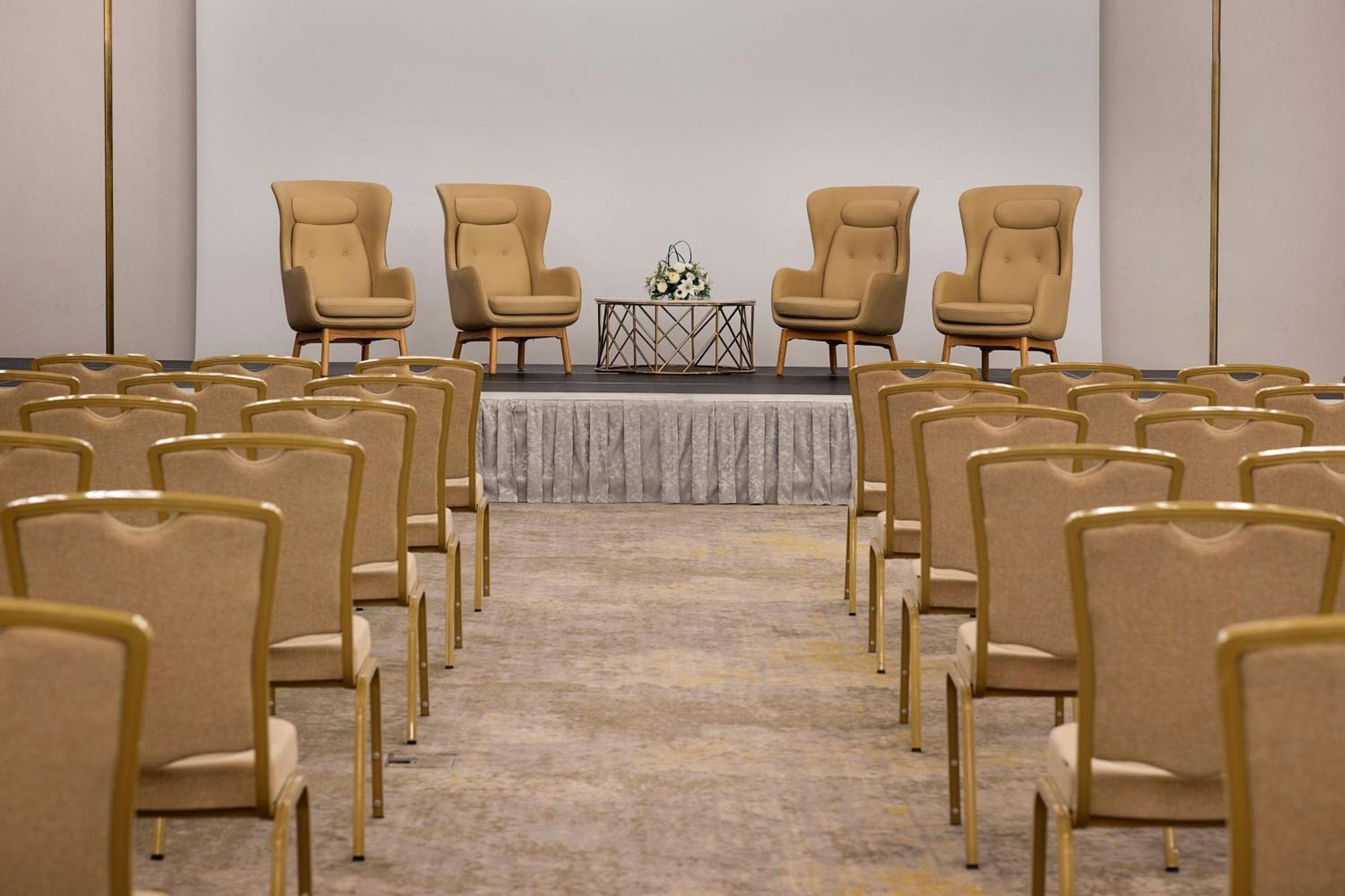 Jeddah Marriott Hotel Madinah Road Dış mekan fotoğraf The ballroom